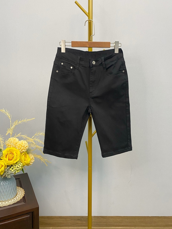 ブランドジーンズ背面デザイン